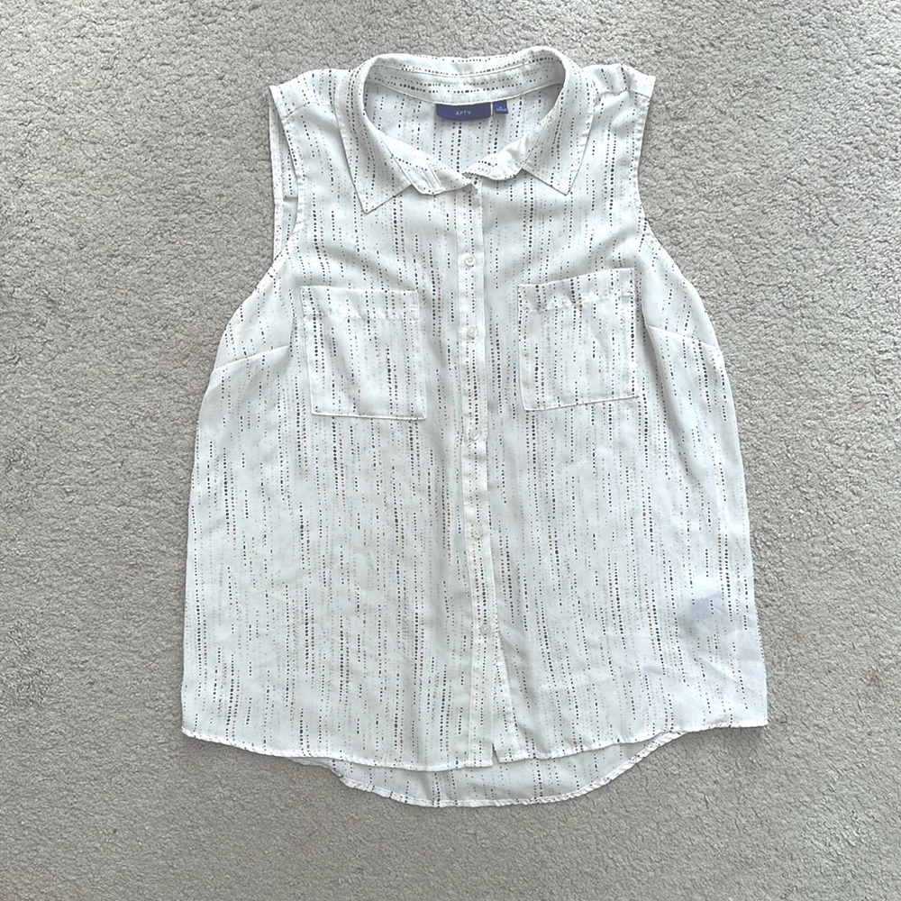 Sleeveless button down